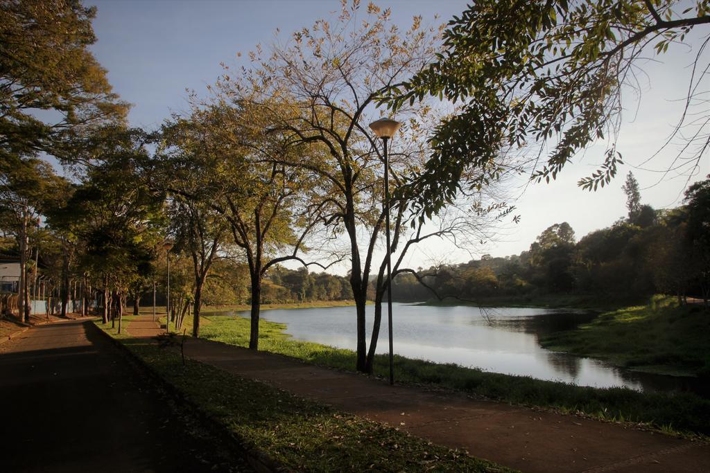 Chale Do Lago Araxa Bagian luar foto